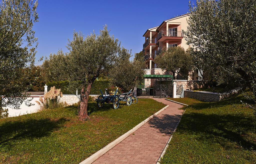 Apartments Villa Venera Labin  Eksteriør billede