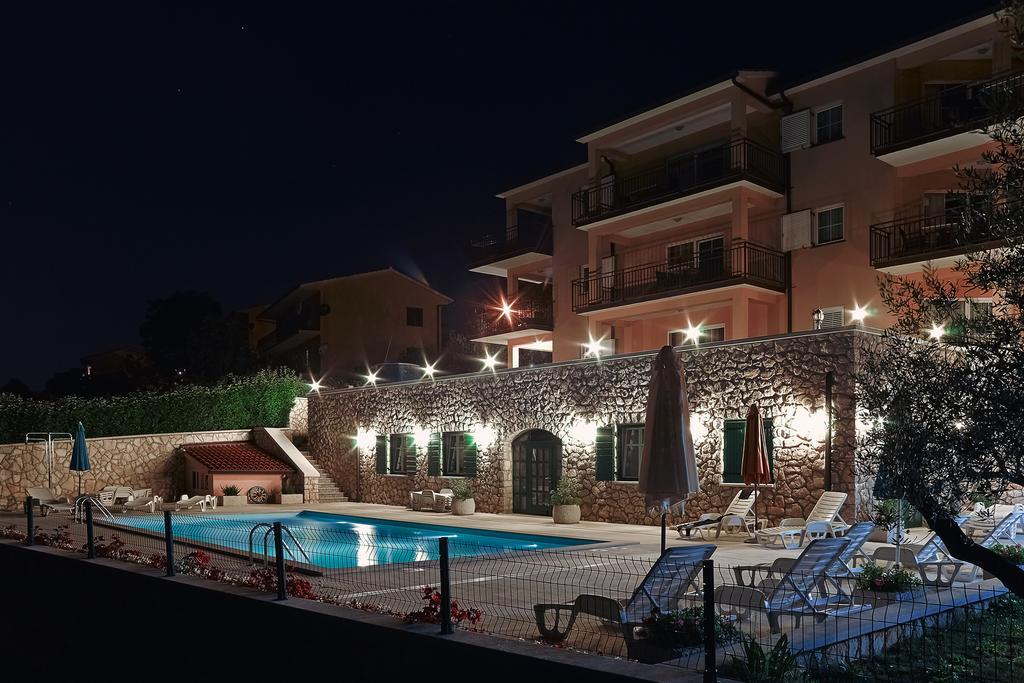 Apartments Villa Venera Labin  Eksteriør billede