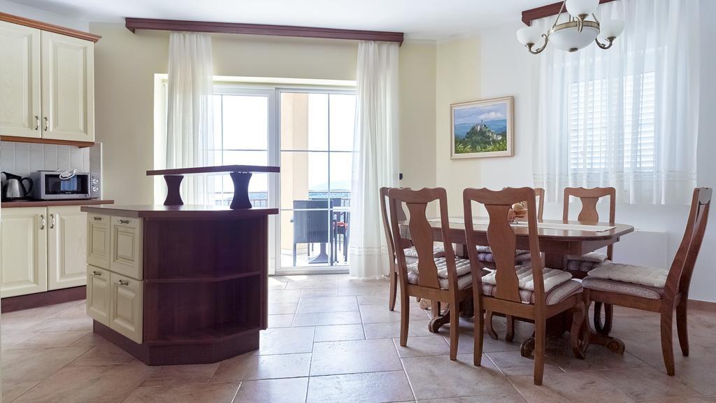 Apartments Villa Venera Labin  Eksteriør billede